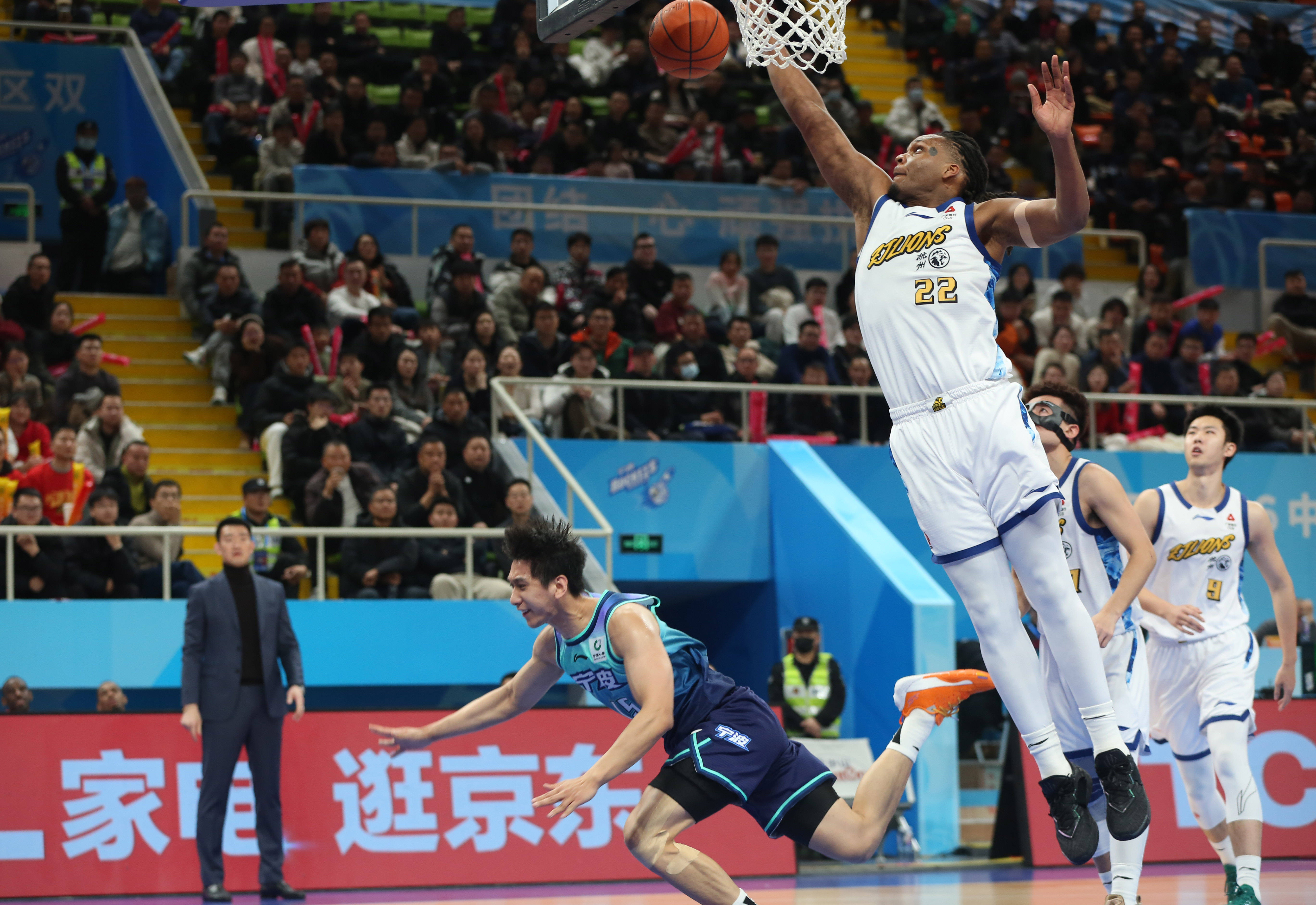 九游登录入口-里程碑夜葡萄牙体育绝杀压哨，CBA常规赛关键时刻刷纪录，管理层满意，资深球员宣示担当的简单介绍