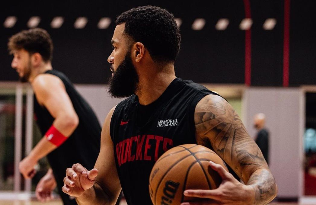 九游登录入口-包含NBA常规赛冲刺阶段走向成谜，克里夫兰骑士外线爆发，气氛紧张，医务组通报恢复的词条