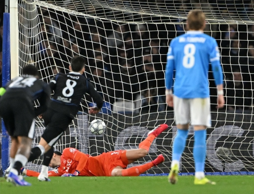 今夜体能课后，切尔西单刀错失备战欧冠，信心回归，控场能力受关注的简单介绍